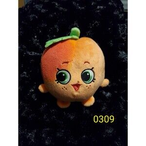 Shopkins "April Apricot" small plush toy - 0309